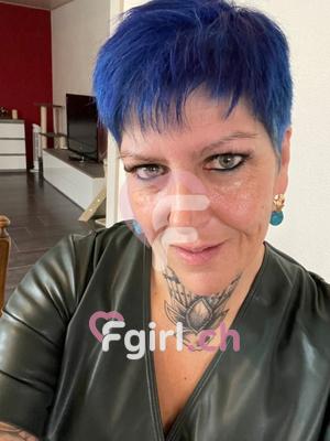 Soniacavalone - Dominatrice BDSM à Fribourg