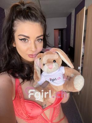 Sophia - Escort à Le Locle