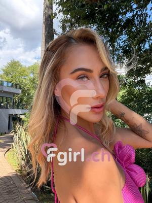Sophia - Escort in Genf
