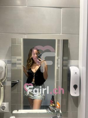 Sophiá - Escort in Eaux-vives