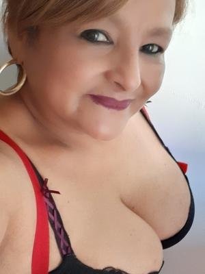 Sophia Mûre - Escort à Yverdon-les-Bains
