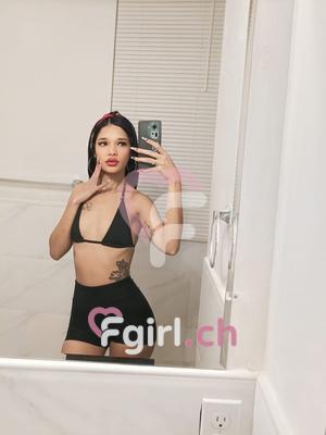 Stefani - Escort in Renens
