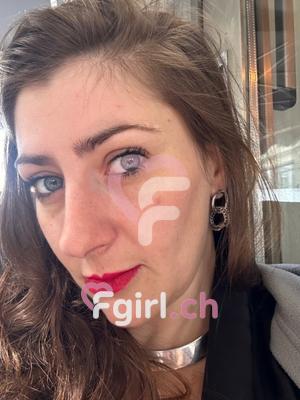 Stella Karnage - Dominatrice BDSM à Lausanne