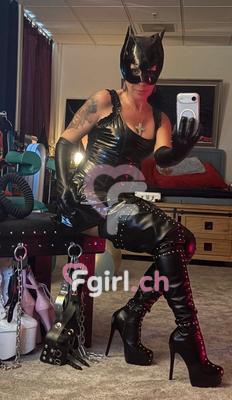 Stéphanie - Dominatrice BDSM à Renens