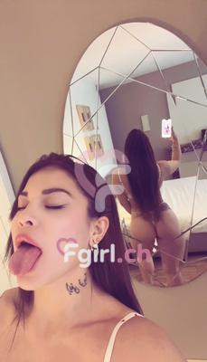 Susan - Escort à Fribourg

