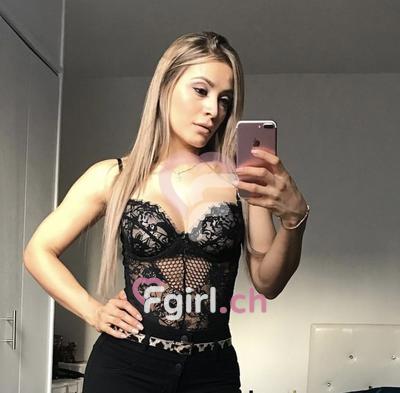 Susan - Escort in Neuenburg
