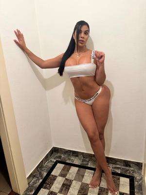 Susana - Escort in Genf
