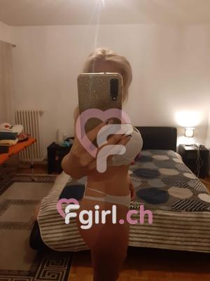 Suzanna - Escort à Sion