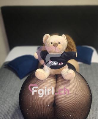 Suzi - Escort à Genève