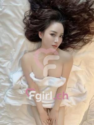 Suzy - Escort in Lausanne
