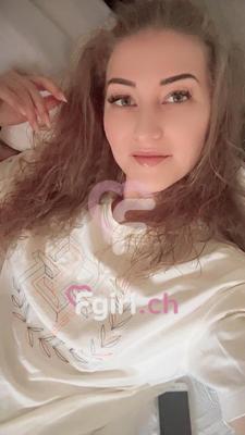 Suzy - Escort à Lausanne