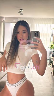 Taiyo - Escort à Nyon
