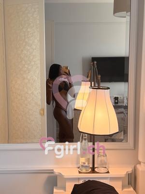 Tara - Escort a Genève
