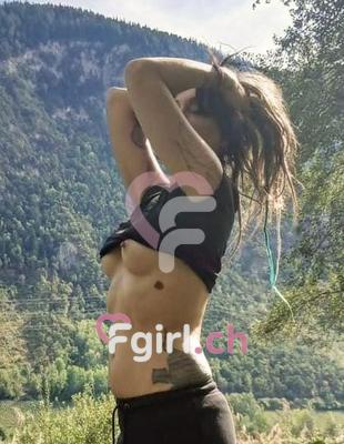 Mila - Erotische Masseurin in Sion
