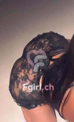 Thays - Escort in Genf
