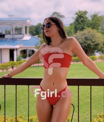 Thiny - Escort à Montreux
