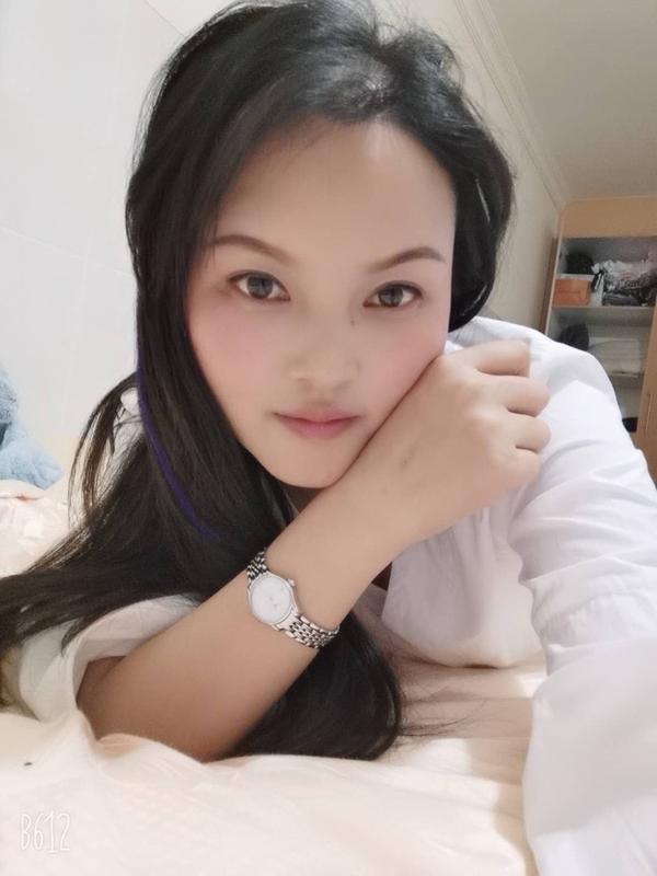Tian Tian - Escort in Prilly
