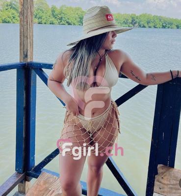 Tifani - Escort in Martigny
