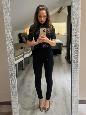 Tiffany - Masajista erótica en Delémont
