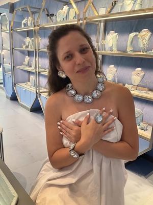 Tiffany - Massaggiatrice erotica a Delémont
