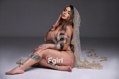 Tiffany - Escort a Yverdon-les-Bains
