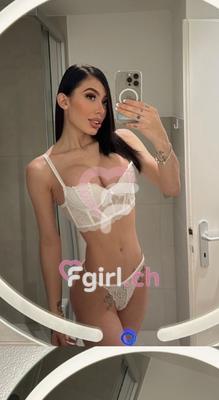 Tokio - Escort à Fribourg
