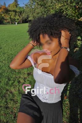 Tyanna - Escort en Eaux-vives
