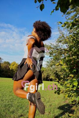 Tyanna - Escort en Eaux-vives
