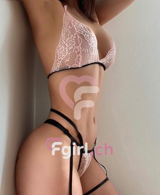 Valentina - Escort à Fribourg

