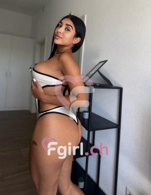 Valentina - Escort in Montreux
