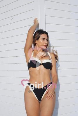 Valentina - Escort à Genève
