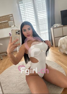 Valentina - Escort in Monthey