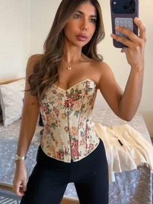 Valentina - Escort à Lausanne
