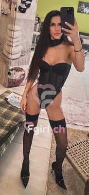 Valentina - Escort in Monthey
