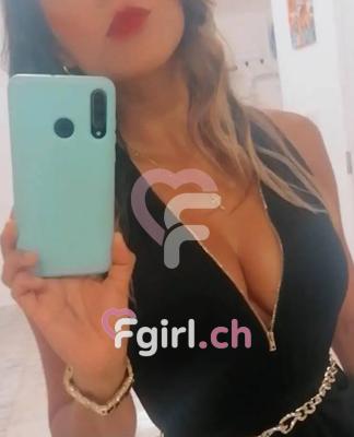 Valentina - Erotische Masseurin in Neuenburg
