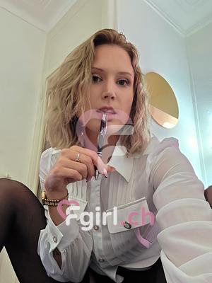 Valentina - Escort à Eaux-vives