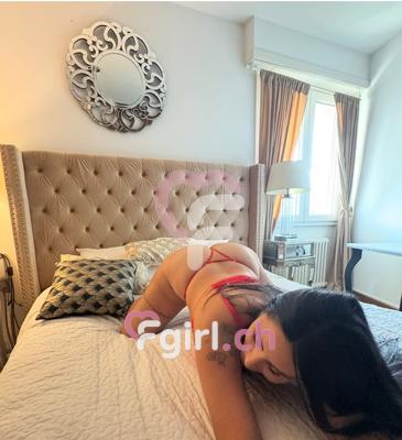 Valentina - Escort in Montreux
