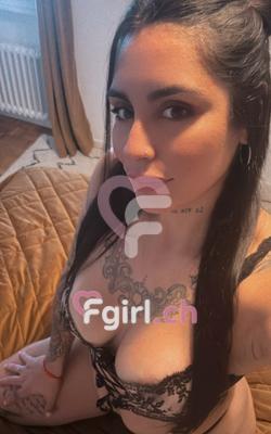Valentina - Escort in Montreux
