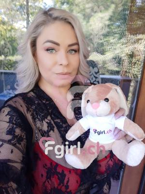 Valentina - Escort in Eaux-vives