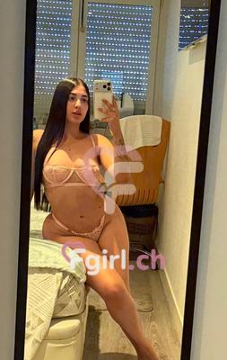 Valentina Cruz - Escort a Eaux-vives