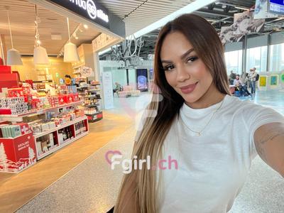 Valeria - Escort in Montreux