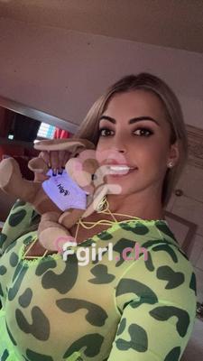 Valeria - Escort in Gland