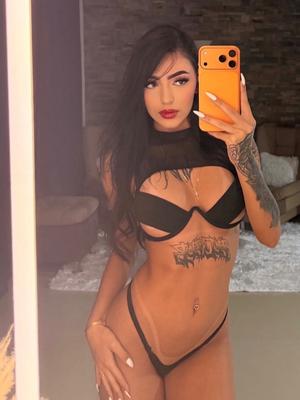Valeria - Escort à Fribourg
