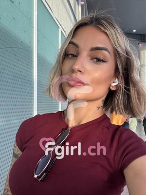 Valeria - Escort in Genf
