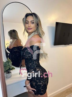 Valeria - Escort in Fribourg
