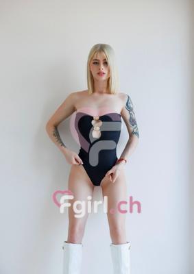 Valeria - Escort in Lausanne
