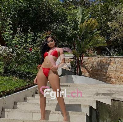 Valeria - Escort en Fribourg
