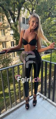 Valerie - Escort à Eaux-vives
