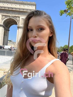 Valerie - Escort à Eaux-vives
