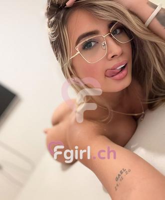 Valérie - Escort in Lausanne
